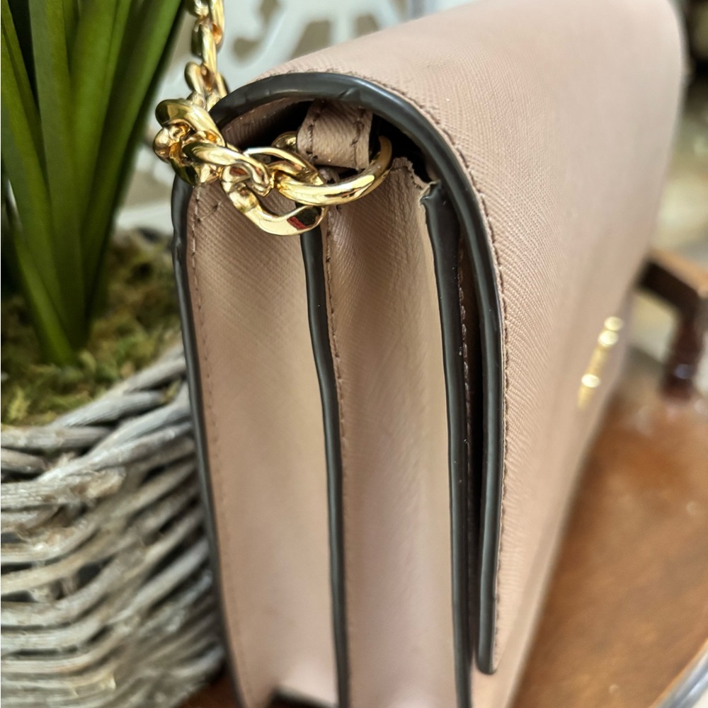 Michael Kors Daniela Pink Saffiano Leather Crossbody Bag - Picture 2 of 11